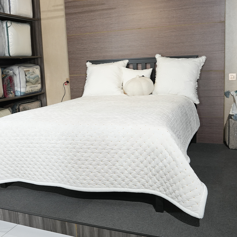 Wat moet u overwegen bij het kopen van een fluwelen quilt?